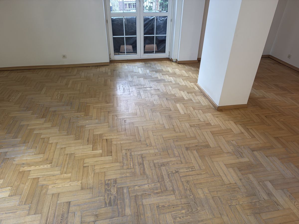 Biale Listwy Mdf Parkiet Jesionowy 02