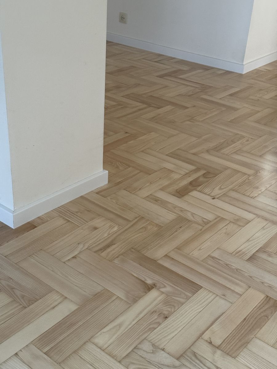 Biale Listwy Mdf Parkiet Jesionowy 09