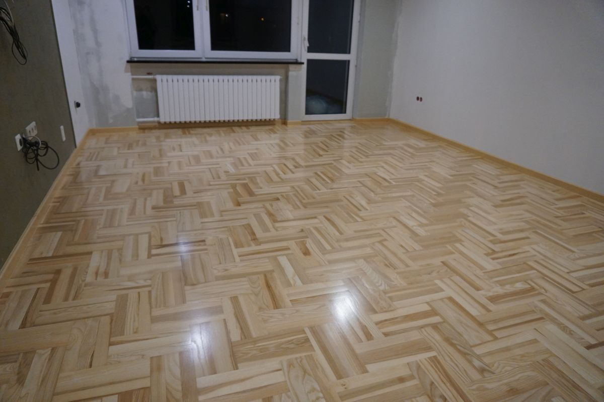 Cokoly Jesionowe I Dokladanie Parkietu 03