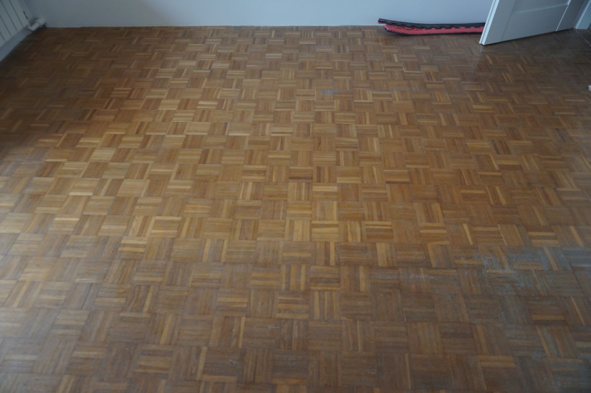 Cyklinowanie Oraz Lakierowanie Mozaiki Drewnianej 06