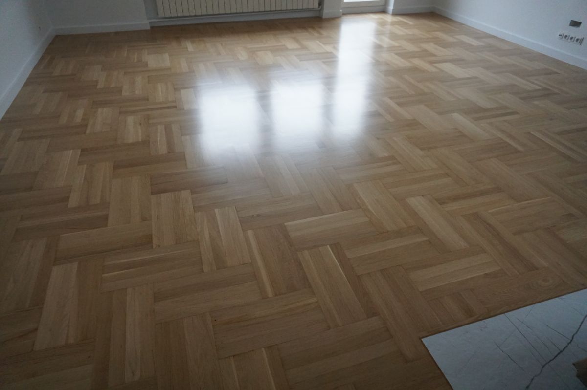 Cyklinowanie Oraz Lakierowanie Mozaiki Drewnianej 09