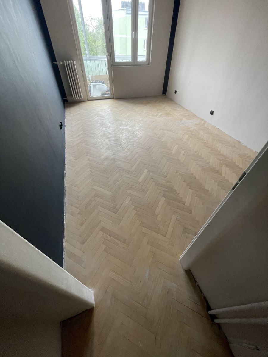 Parkiet Bukowy Cyklinowanie I Lakierowanie 07