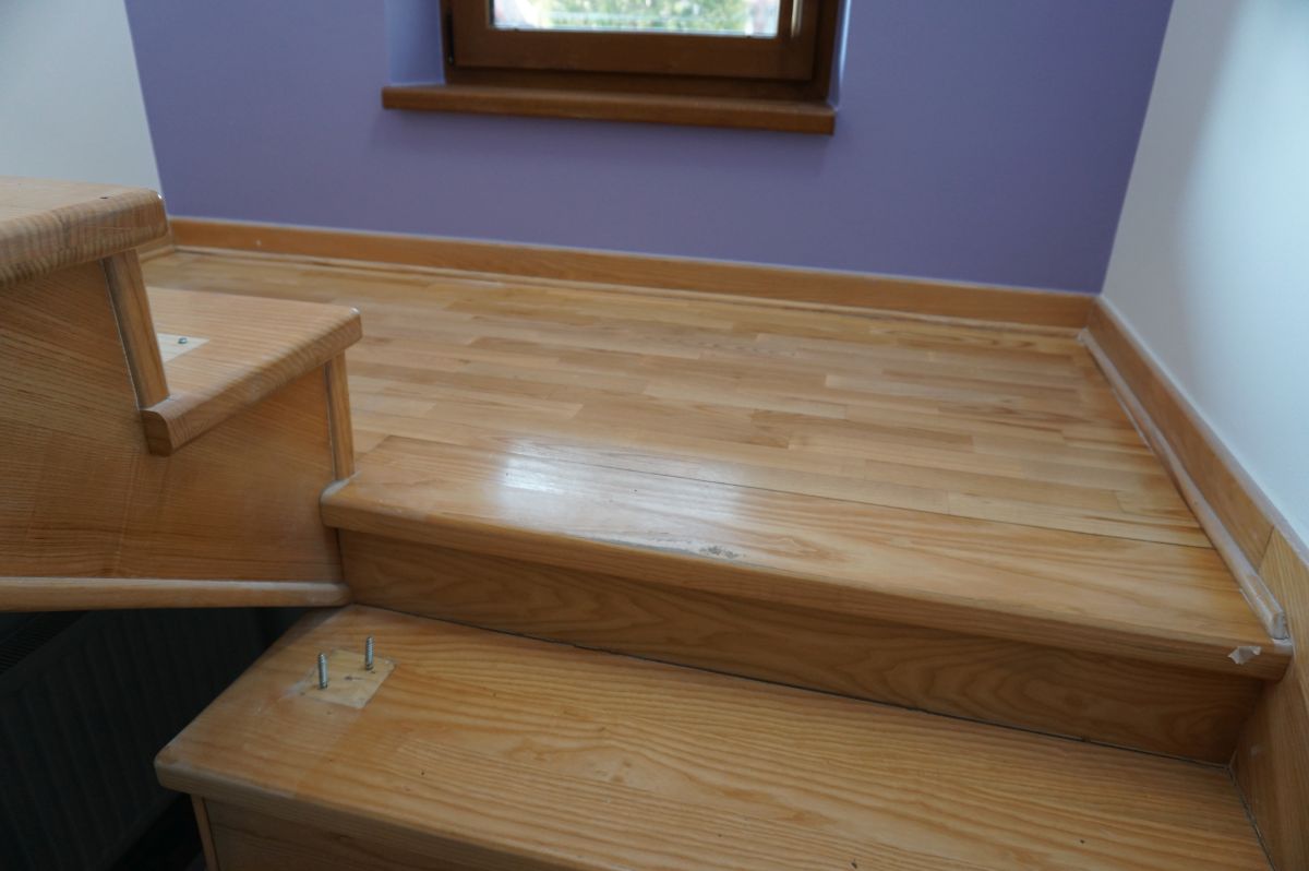 Renowacja Schodow Jesionowych Wraz Ze Spoczynkiem 03