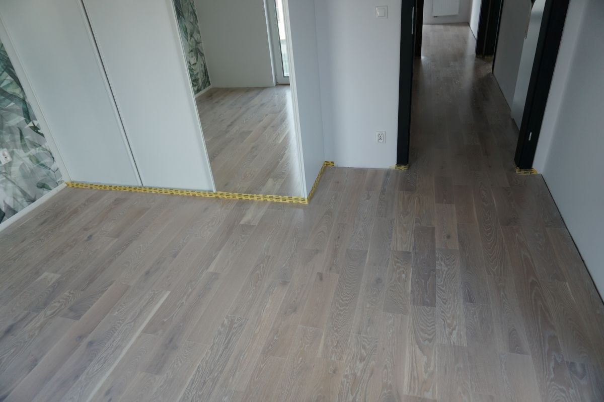 Bielenie Nowej Deski Debowej 06