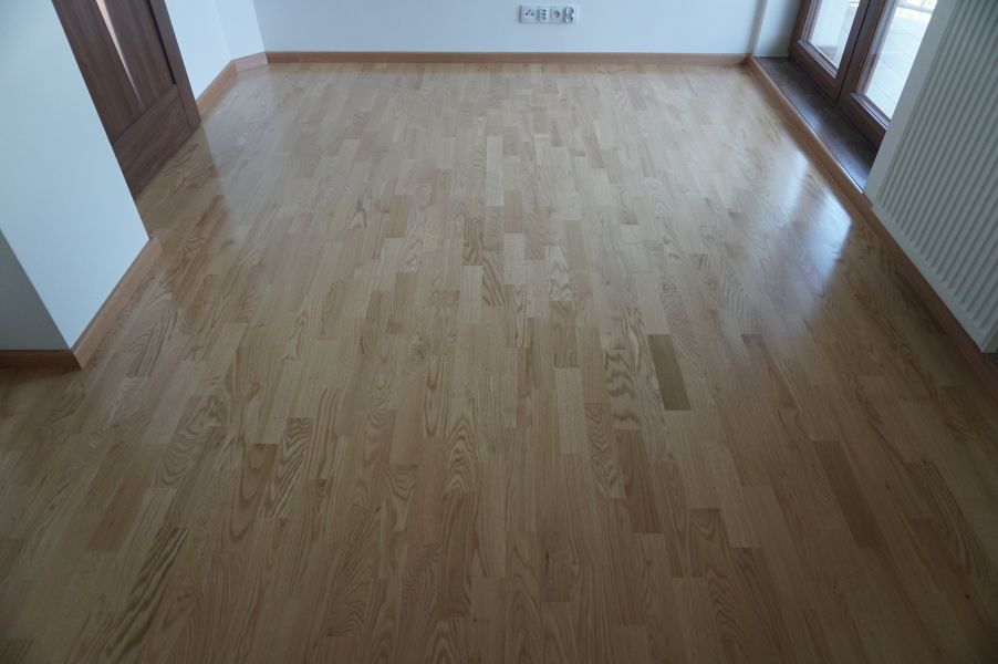 Parkiet Z Debu Czerwonego 010