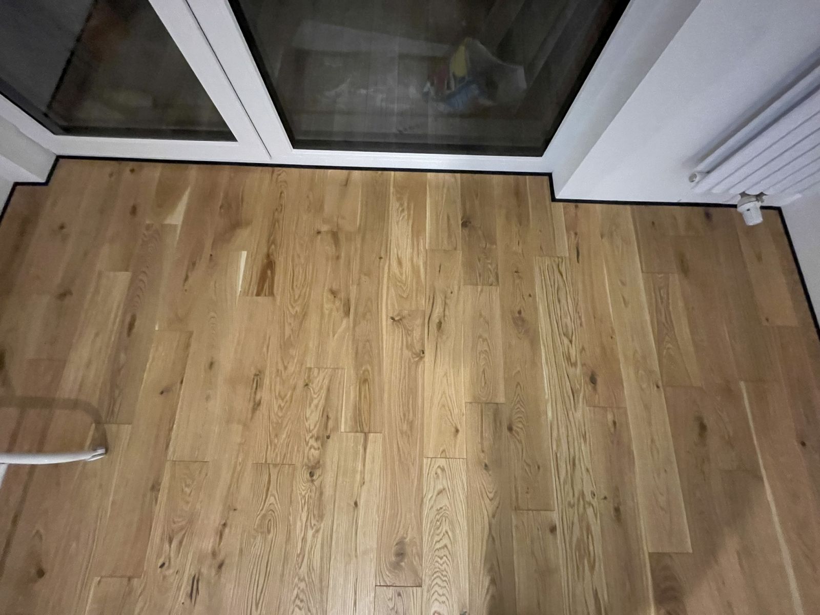 Deska Warstowa Czarne Listwy Przypodlogowe 05