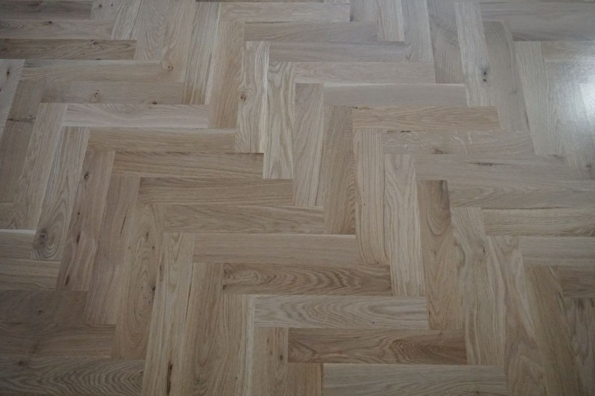 Klasyczny Parkiet Dab 02