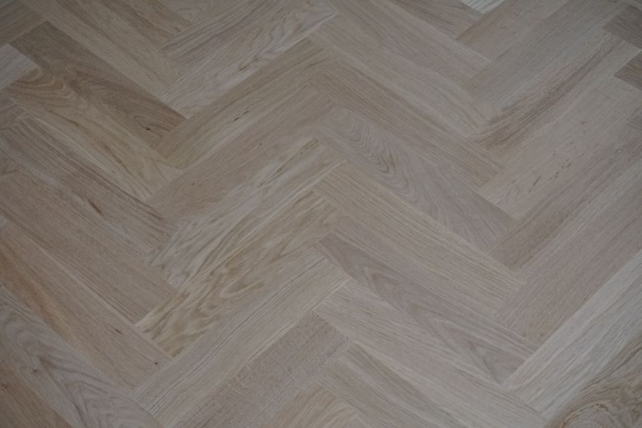 Imgi 24 Parkiet Debowy Ulozony W Tradycyjna Pojedyncza Jodelke 08