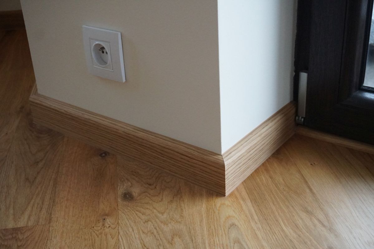 Imgi 14 Ukladanie I Olejowanie Deski Debowej 02