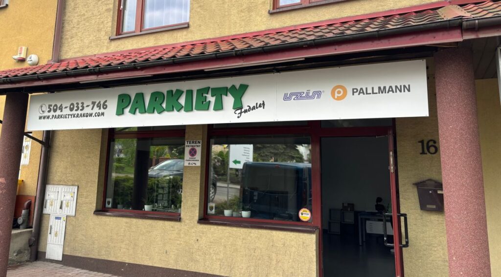 sklep parkiety w Krakowie z frontu